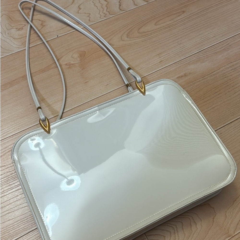 Vintage Rectangular Off White Shoulder Handbag/Pu… - image 1